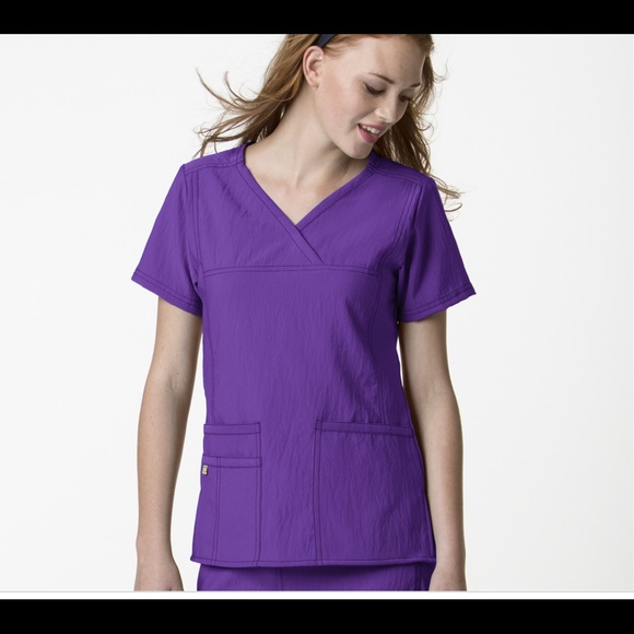 3/$15 SALE Wonder Wink scrub Top - Picture 1 of 7